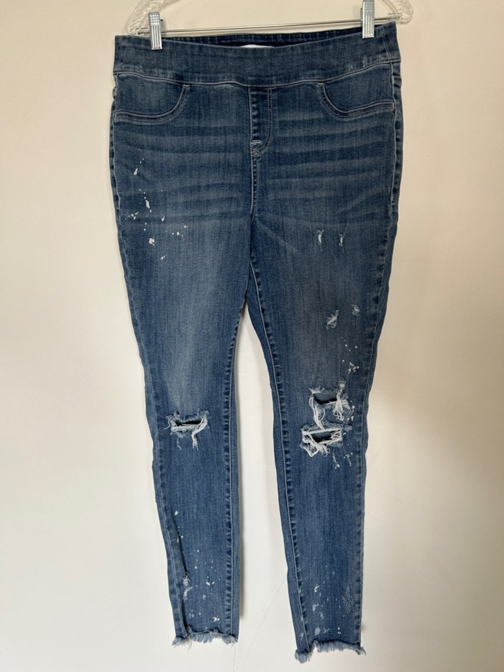 EUC Lane Bryant Pull On Destroyed Skinny Jeans